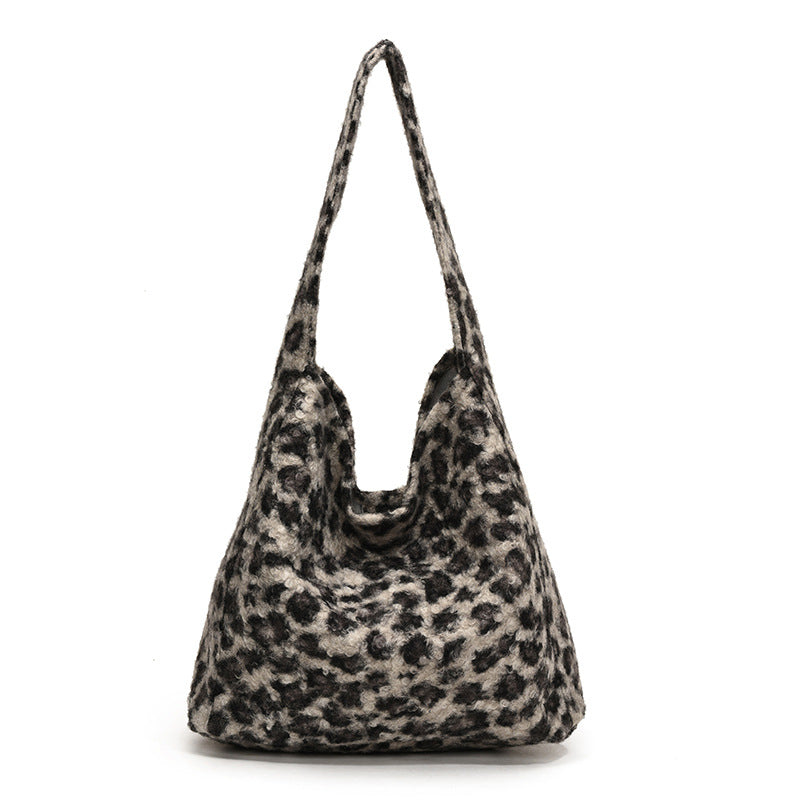 ANTMVS 2025 Plush bag women's large capacity popular new casual versatile leopard print shoulder bag premium commuter tote bag