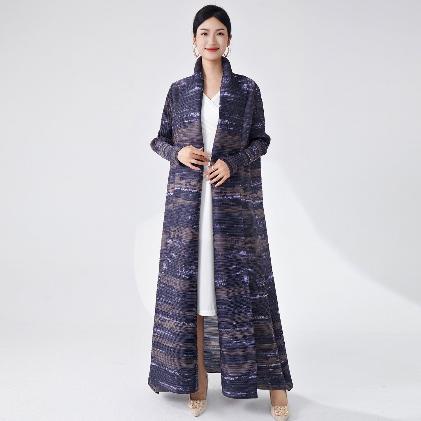 2025 Hot trade Sanzhai coat coat women's new large lapel collar printed lace-up long versatile trench coat cardigan temperament robe