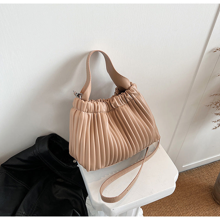 ANTMVS 2025 Fashion pleated portable bucket bag popular new trend versatile simple Korean version shoulder messenger bag bag