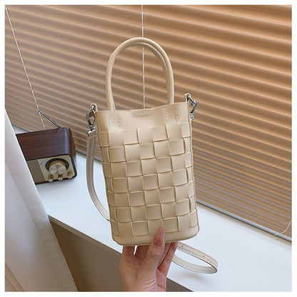 ANTMVS 2025 Fashion trend woven portable bucket bag fresh and simple change mobile phone bag versatile shoulder messenger bag bag