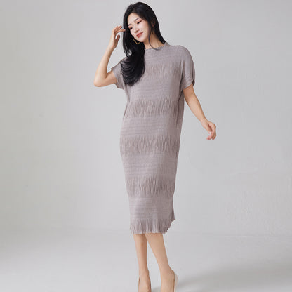 2025 dress summer women's summer high sense 2025 new loose large size temperament simple and versatile medium and long dress