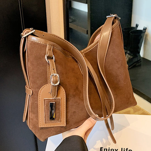 ANTMVS 2025 Niche design matte high-end bucket bag women's popular new fashion temperament shoulder bag commuter messenger bag