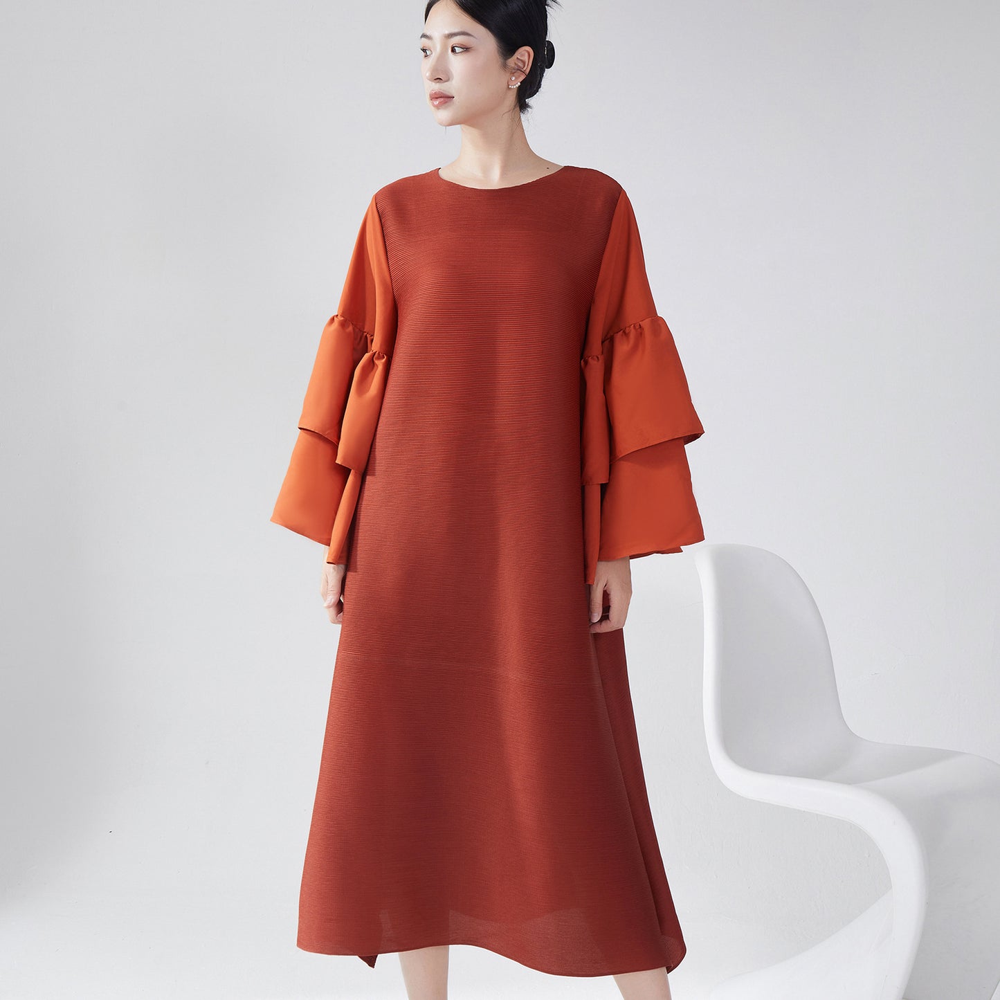 2025 Hot trade women's clothing autumn high-end dress loose large size horn sleeve 2025 new temperament elegant medium and long dress