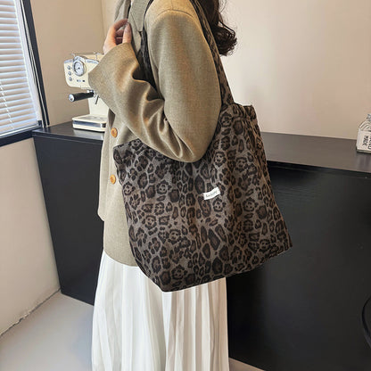 ANTMVS 2025 This year, the popular leopard print bag women's popular new high-end casual shoulder bag large-capacity commuter tote bag