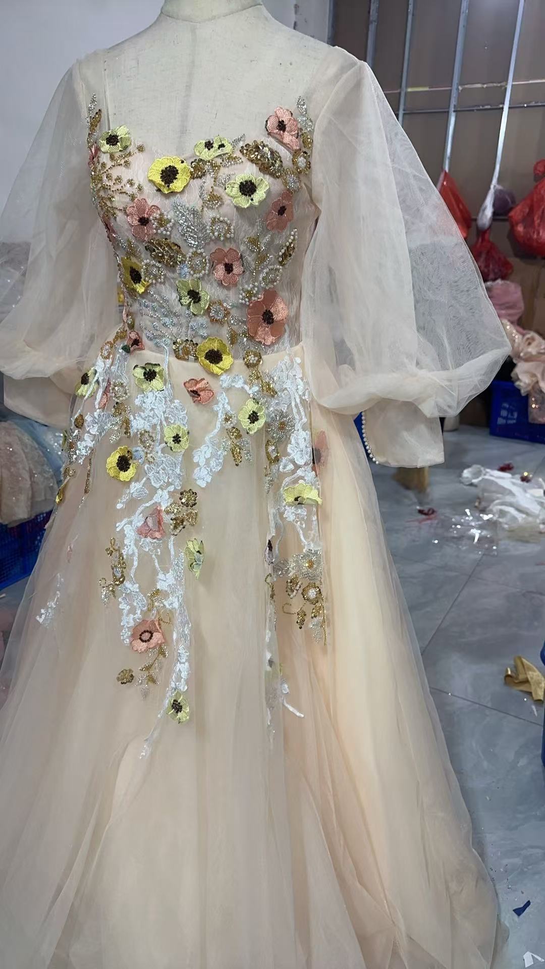 2025 light wedding dress  new  color dress long-sleeved  banquet dress princess dress
