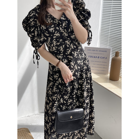 2025 spring V-neck floral dress women's waist design dress women's medium and long retro first love dress 081