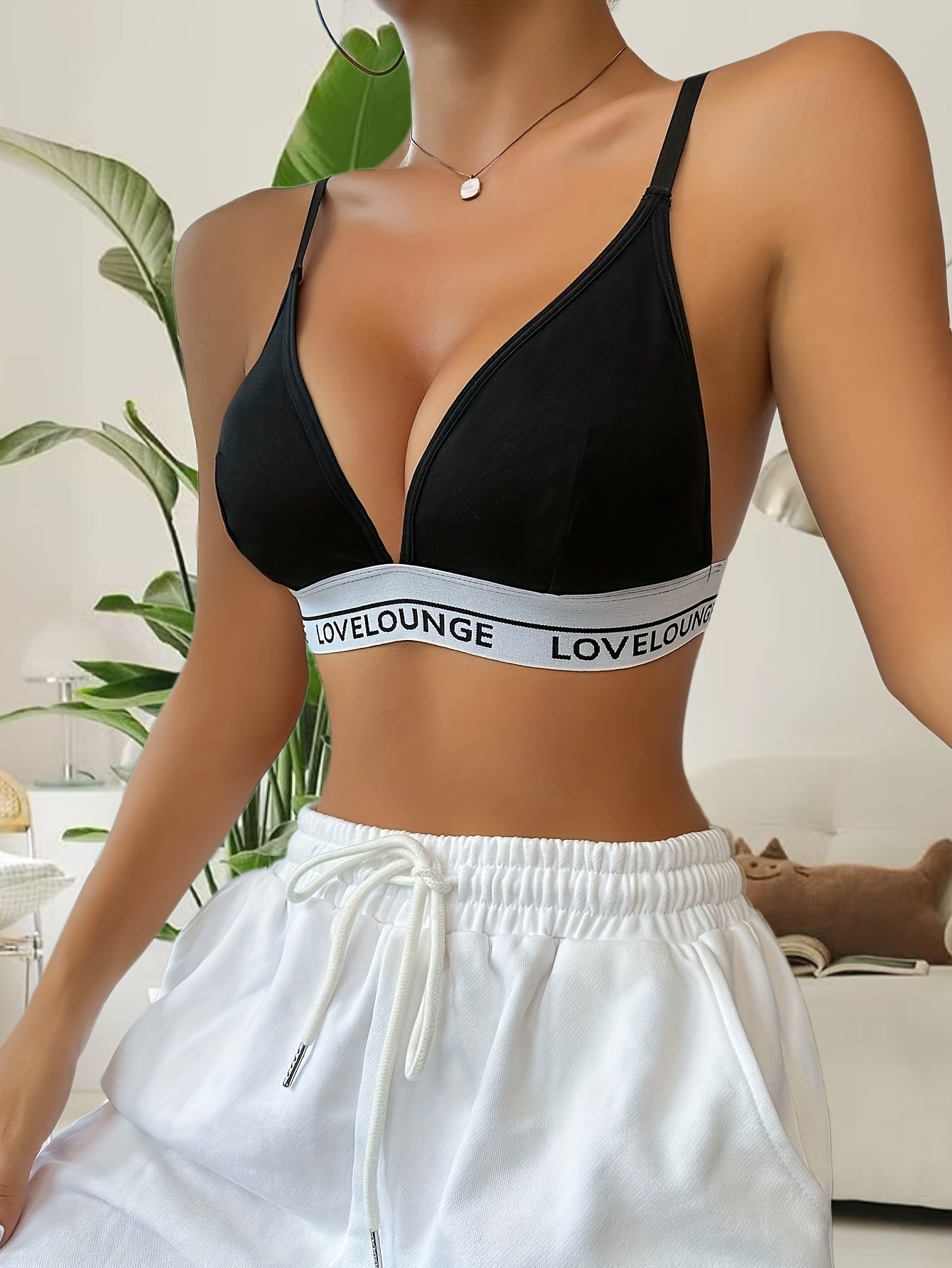 Antmvs Letter Print Plunge Bra, Comfy & Breathable Push Up Bra, Women's Lingerie & Underwear