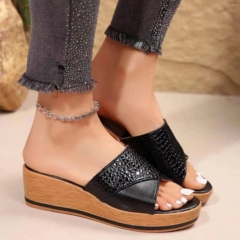 Slippers Women's Beach Slope Heel Hollow Casual Bottom Shoes Retro Sandals Fuzzy Robe And Set For Women