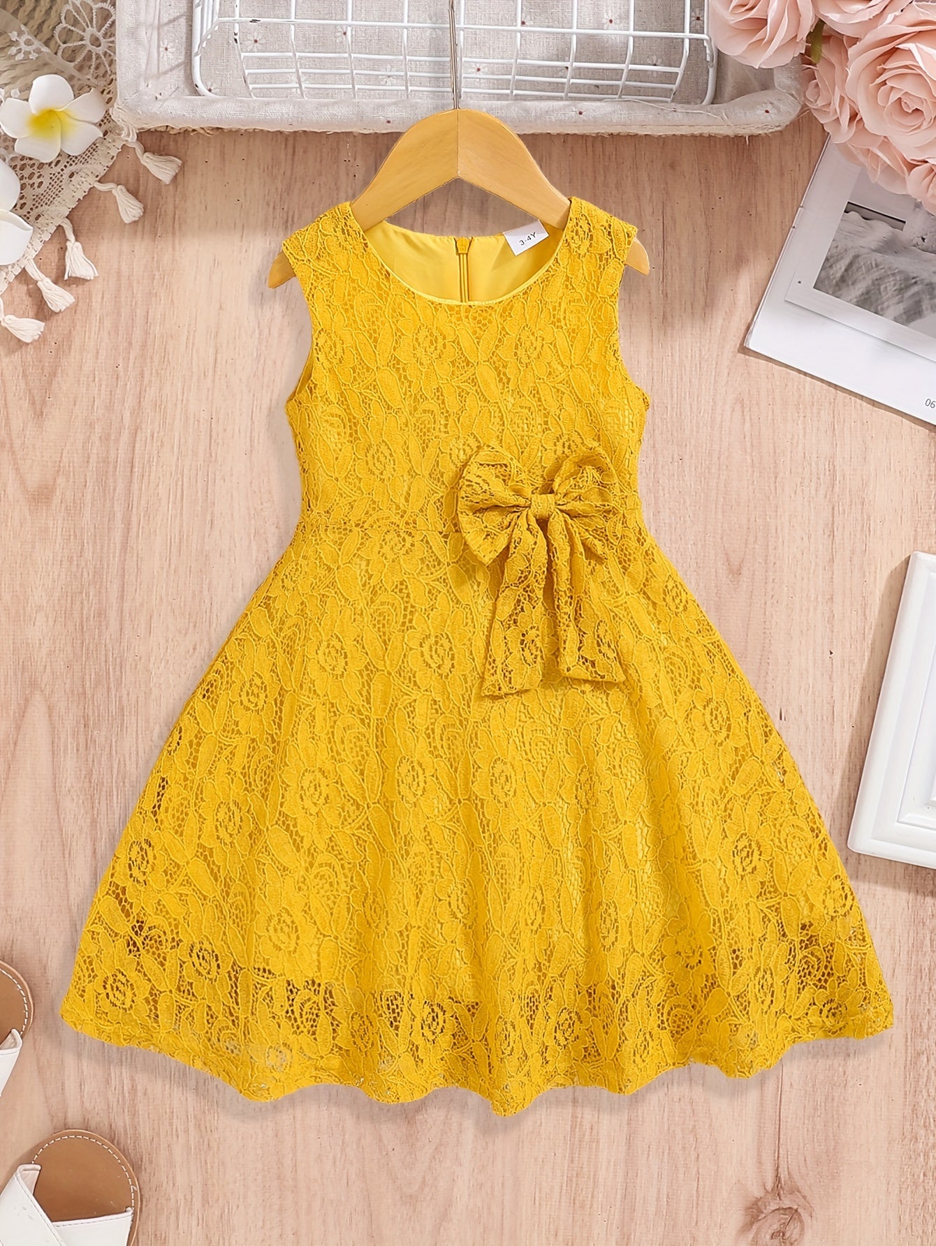 3-10 Years Old Girls Lovely Sleeveless Fit and Flare Lace Party Dress with Bowknot Front - Knee High, Non-Stretch, Solid Color, Casual Style for Summer