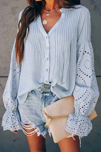 V-Neck Single Breasted Loose Flared Long Sleeves Tops (3 Colors����