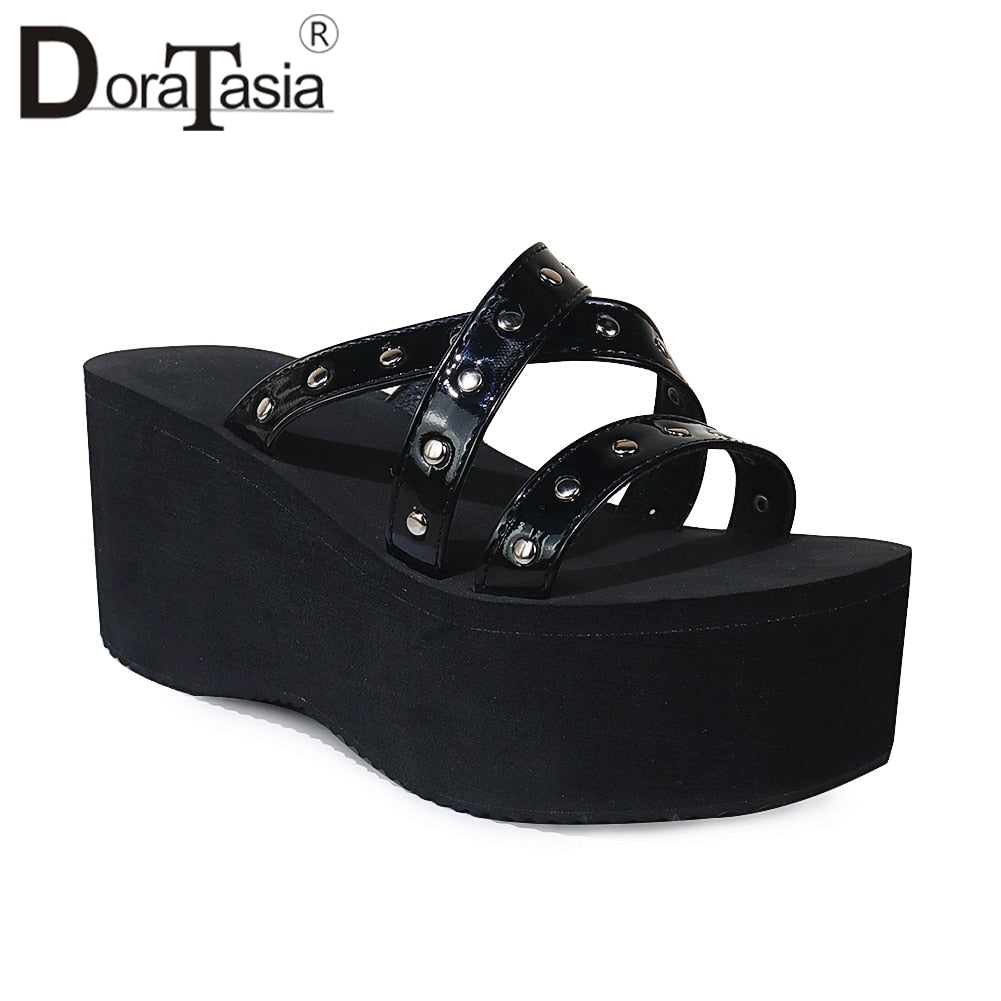 Amozae Brand New Ladies High Platform Gothic Cosplay Slippers Wedges High Heels Summer Women Slippers Outdoor Sandal Slides