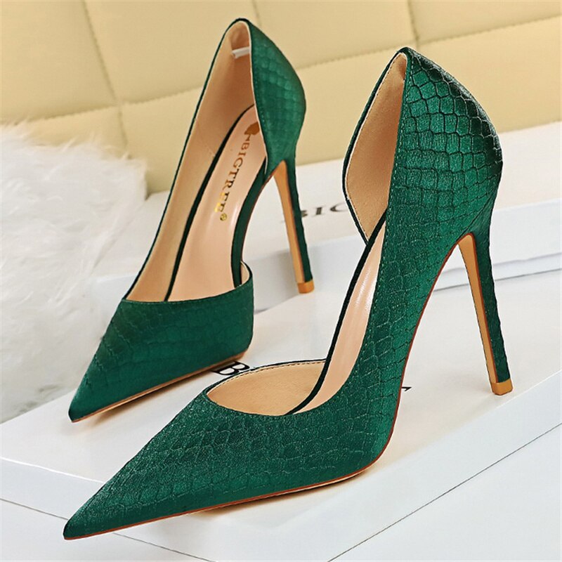 Amozae Elegant Women Serpentine Silk Pumps Pointed Toe 10.5cm High Heels Ladies Paty Plus Size Satin Green Fetish Designer Shoes