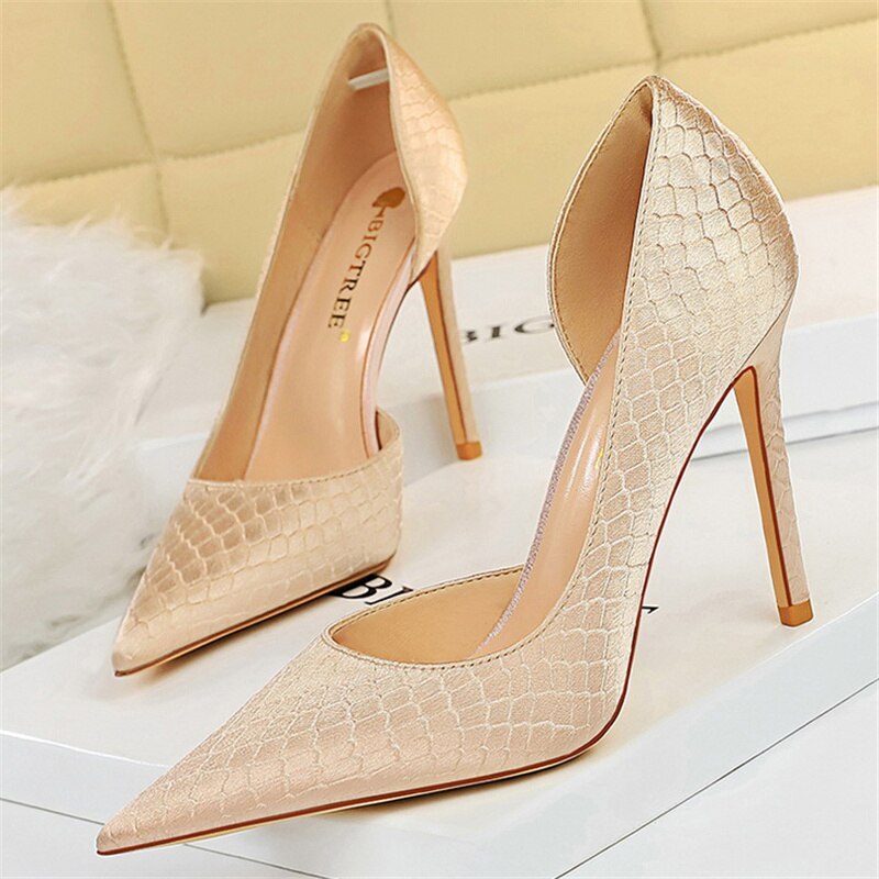 Amozae Elegant Women Serpentine Silk Pumps Pointed Toe 10.5cm High Heels Ladies Paty Plus Size Satin Green Fetish Designer Shoes