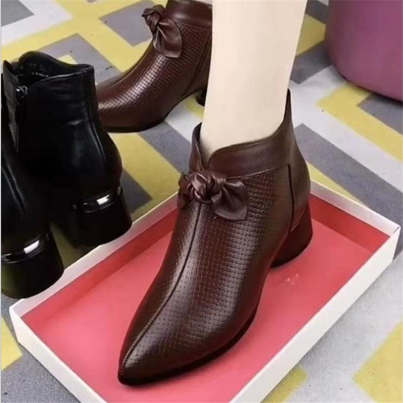 antmvs  Women Barefoot Shoes Short Boots Ankle Spring New Female Casual Thick Soled Shoes Genuine Leather Designer Pumps Shoes 0823